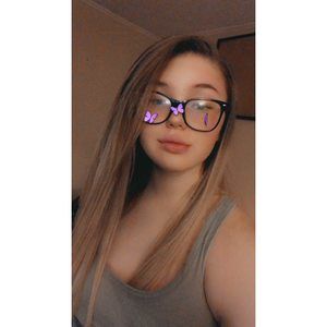 Meet your Posher, Hannah